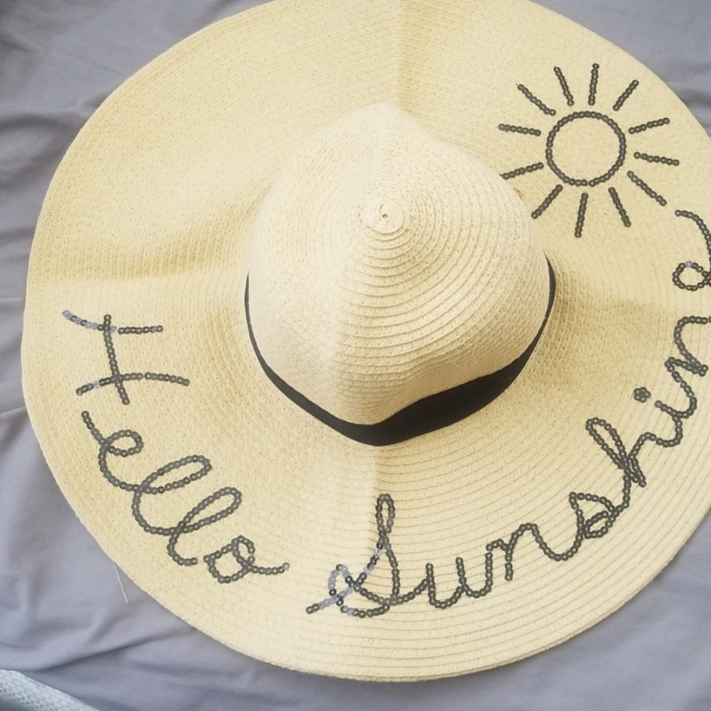 Beach straw hat